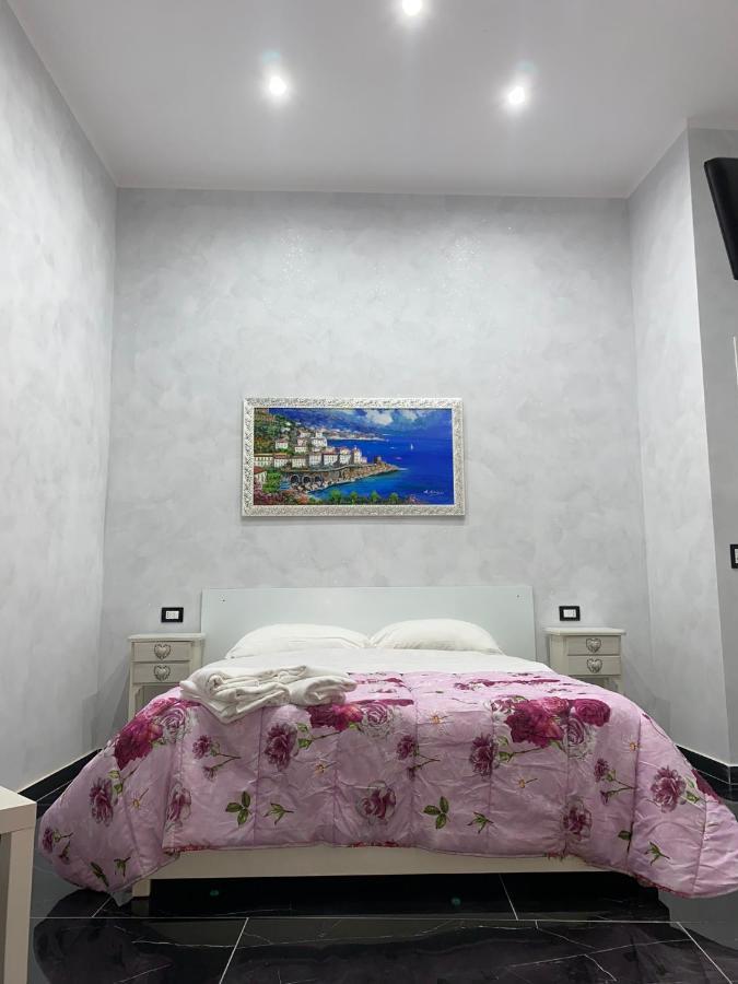 Savastano House Hotell Napoli Eksteriør bilde