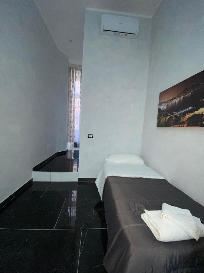 Savastano House Hotell Napoli Eksteriør bilde