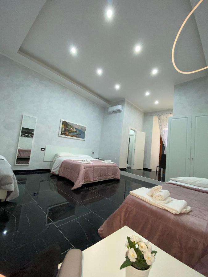 Savastano House Hotell Napoli Eksteriør bilde
