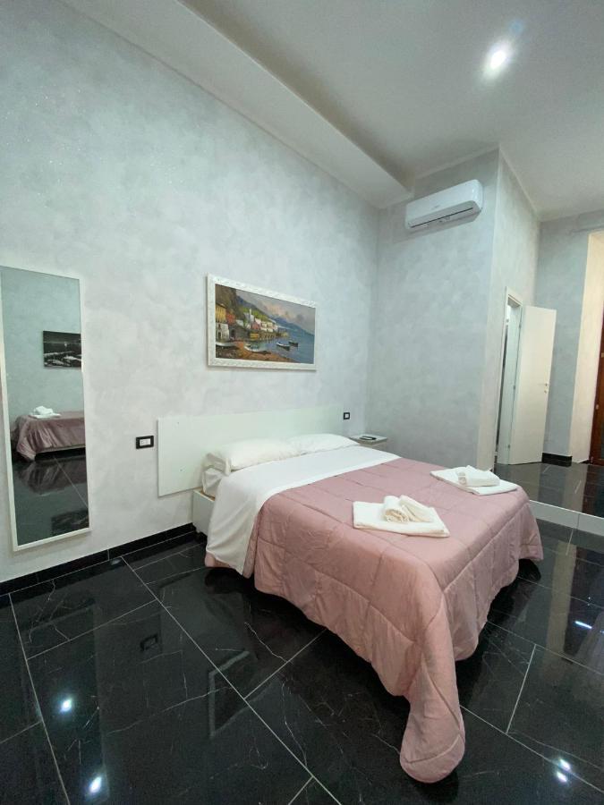 Savastano House Hotell Napoli Eksteriør bilde