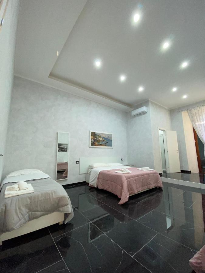 Savastano House Hotell Napoli Eksteriør bilde